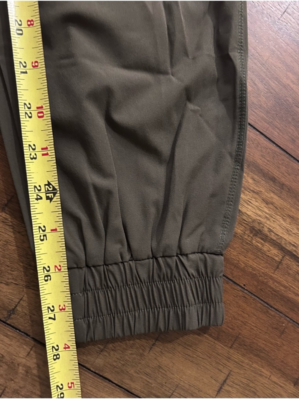 Halara High Waisted Elastic Waistband Hiking Joggers Size XS Green NEW With Tags - Picture 4 of 9